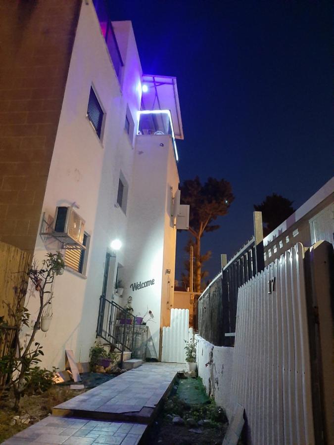 Nice Suite Nahariyya Nahariya Ngoại thất bức ảnh